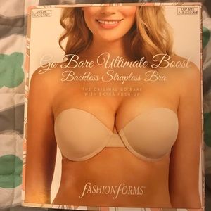 Stick on strapless bra